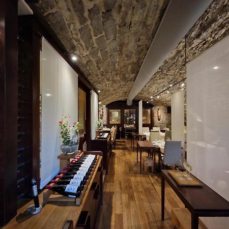 Laurentius Boutique-Hotel & Restaurant Вайкерсхайм Экстерьер фото